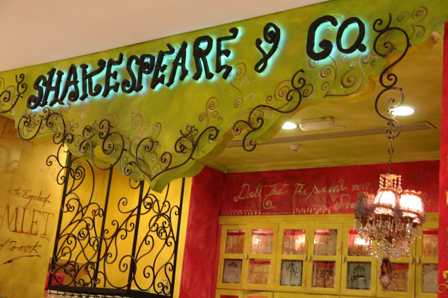 Shakespeare & Co